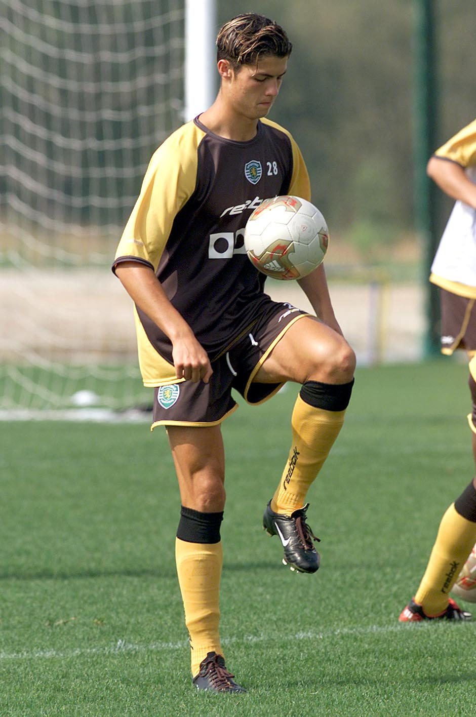 CRISTIANO RONALDO NO SPORTING, 2002