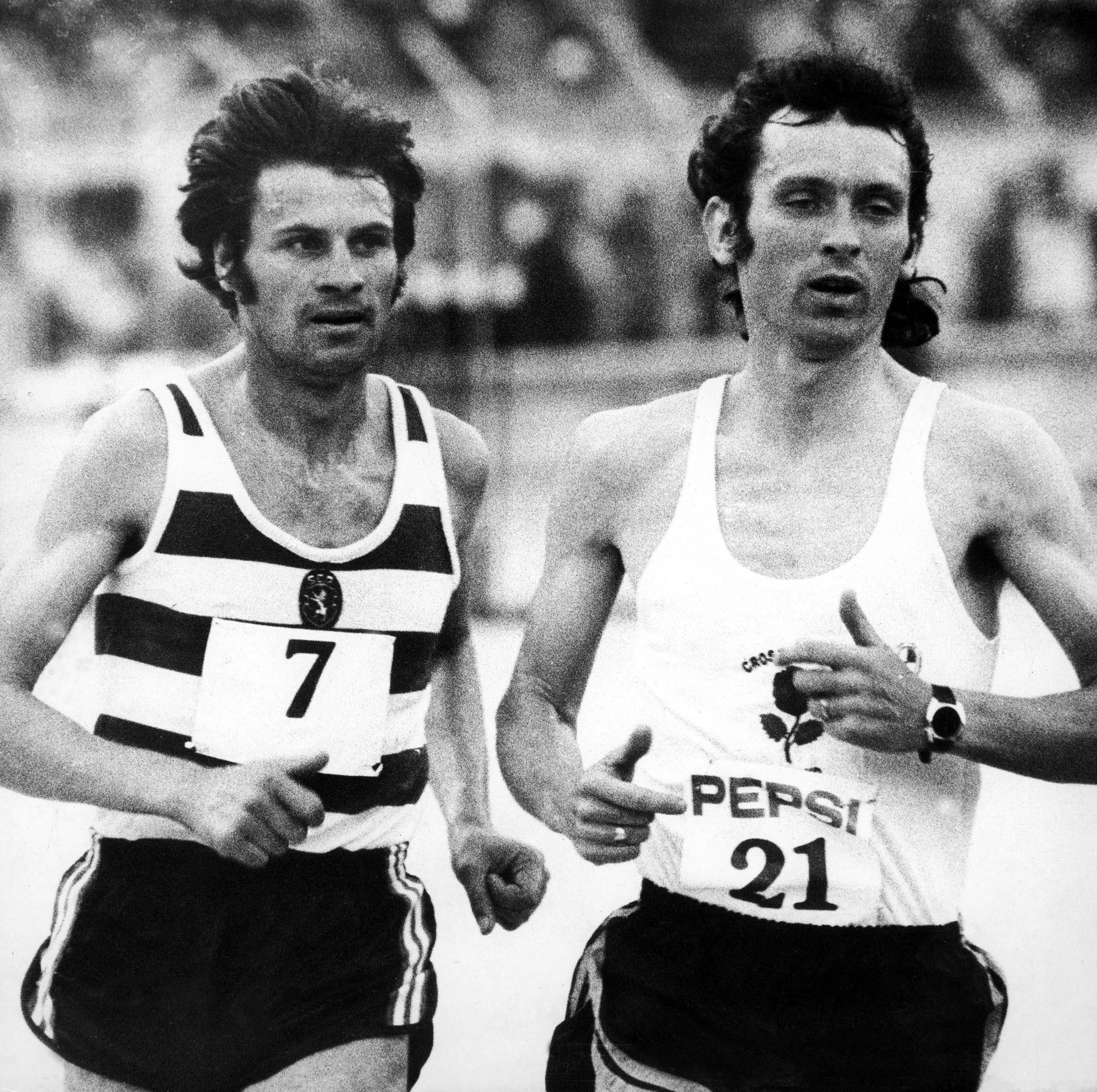 COMPETIÇÃO DE ATLETISMO - CORREDORES